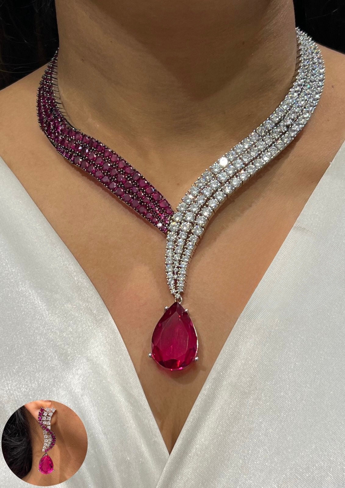AURORA DIAMOND NECKLACE