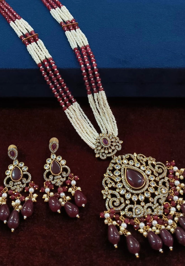 ZOYA NECKLACE