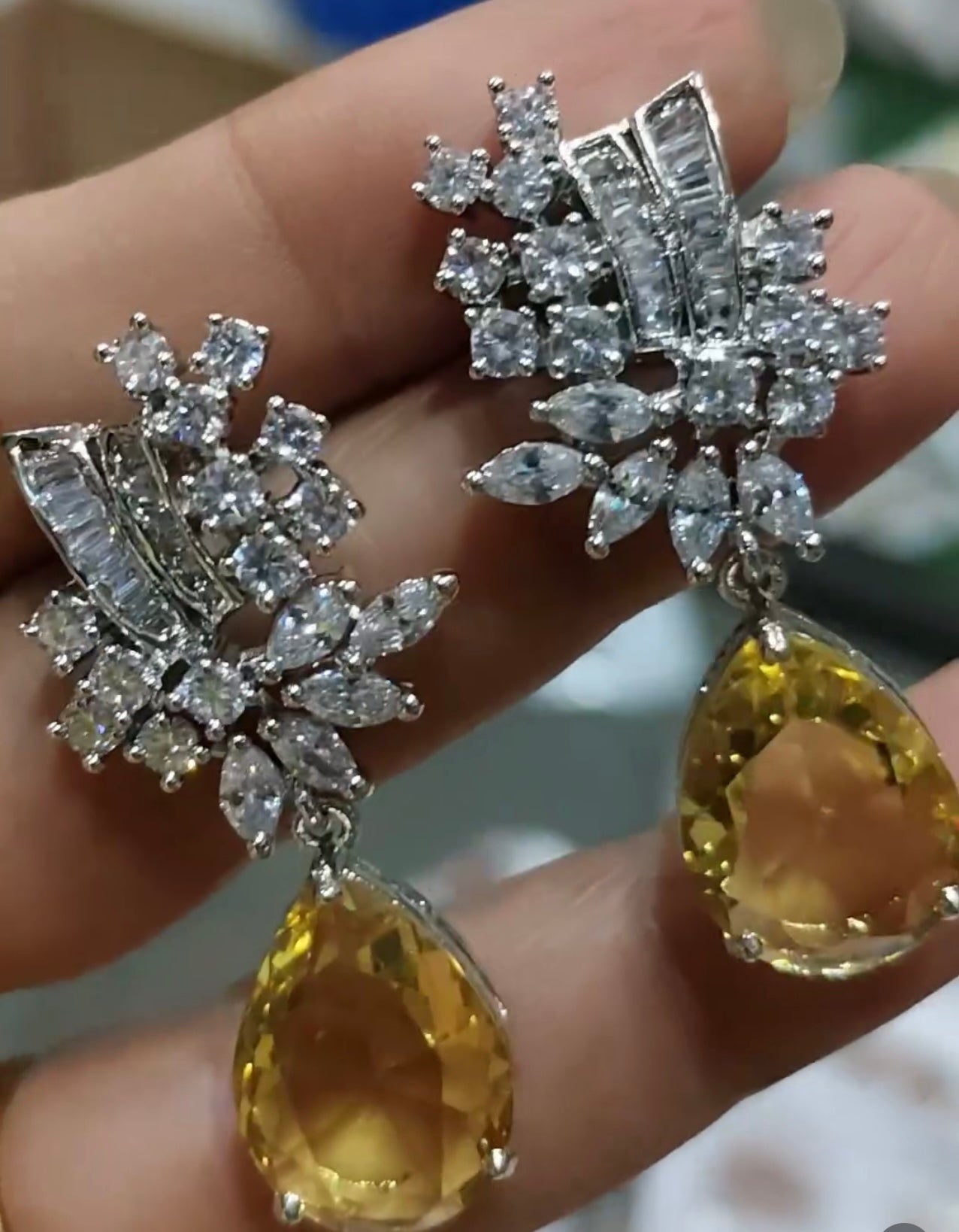 AZALEA EARRINGS