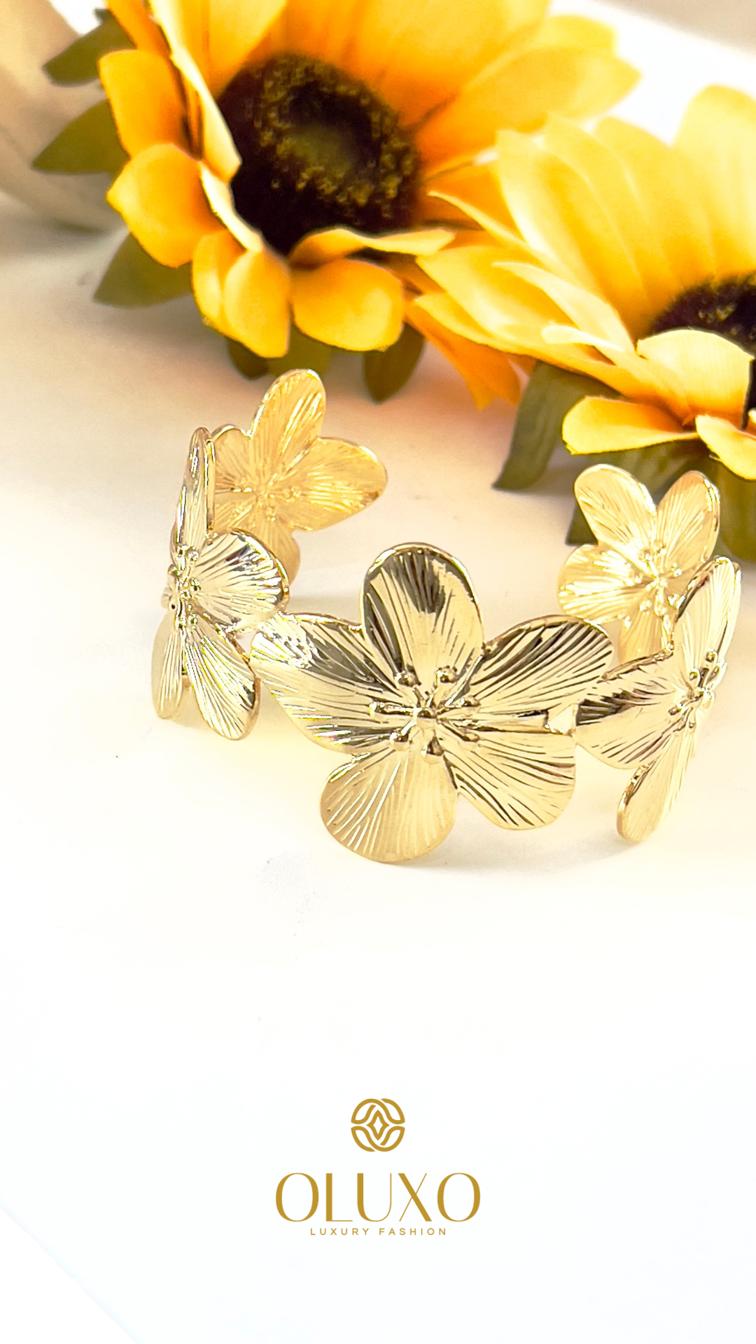 BLOSSOM CUFF