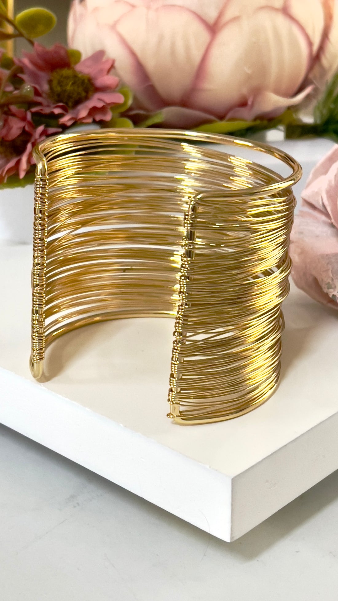 WIRE CUFF (SMALL)