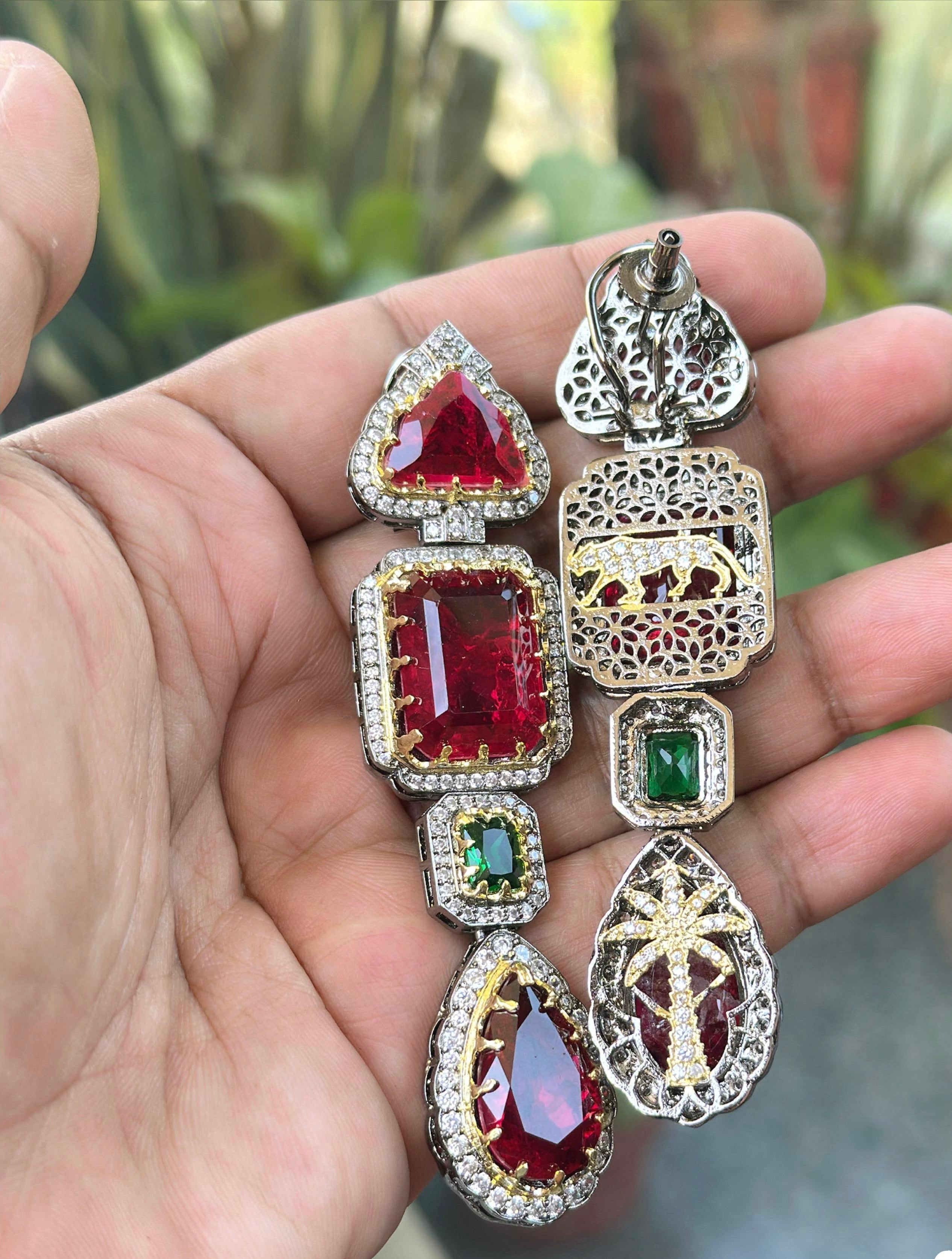 AMELA EARRINGS