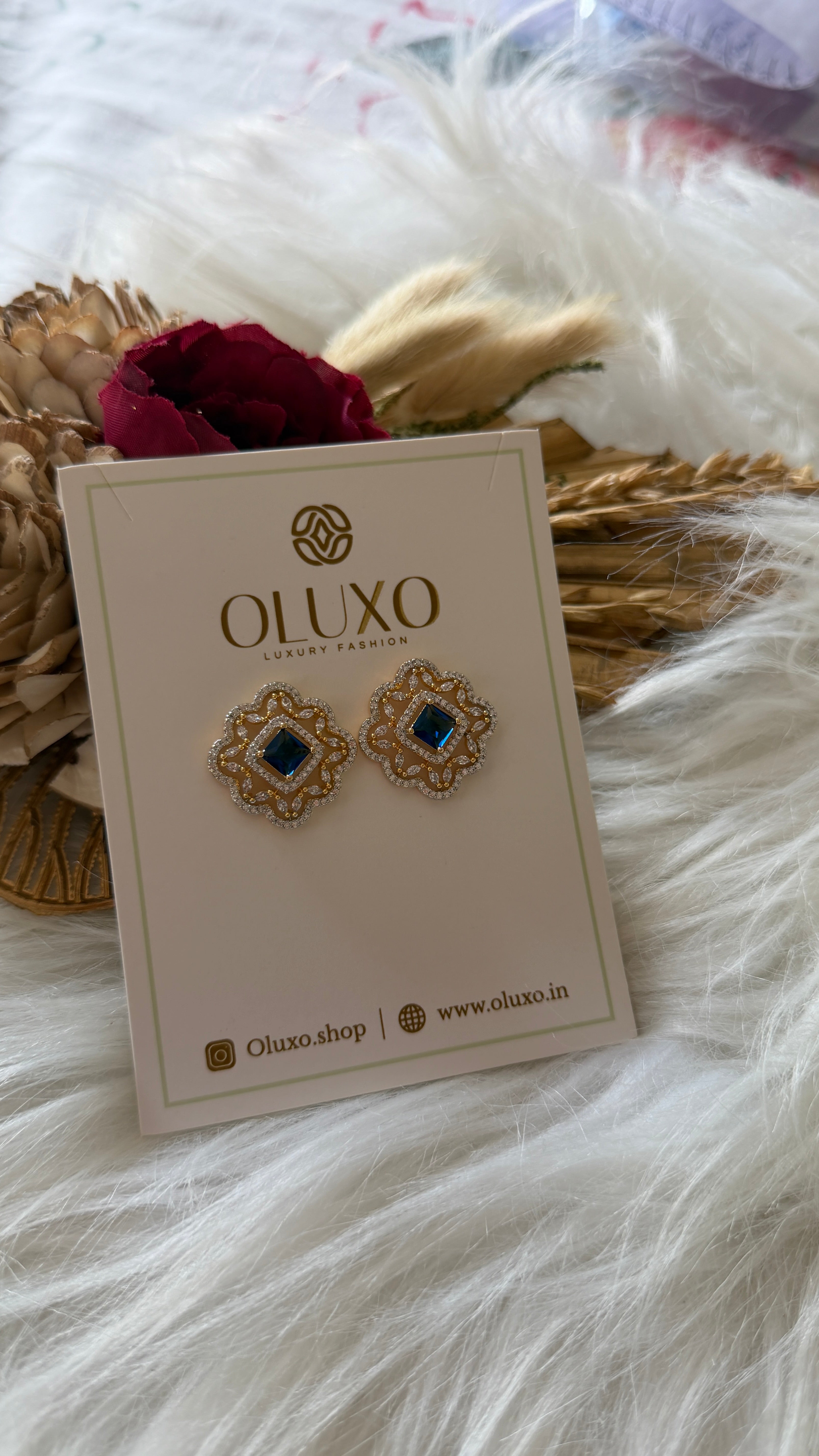 AURELIA PENDANT SET