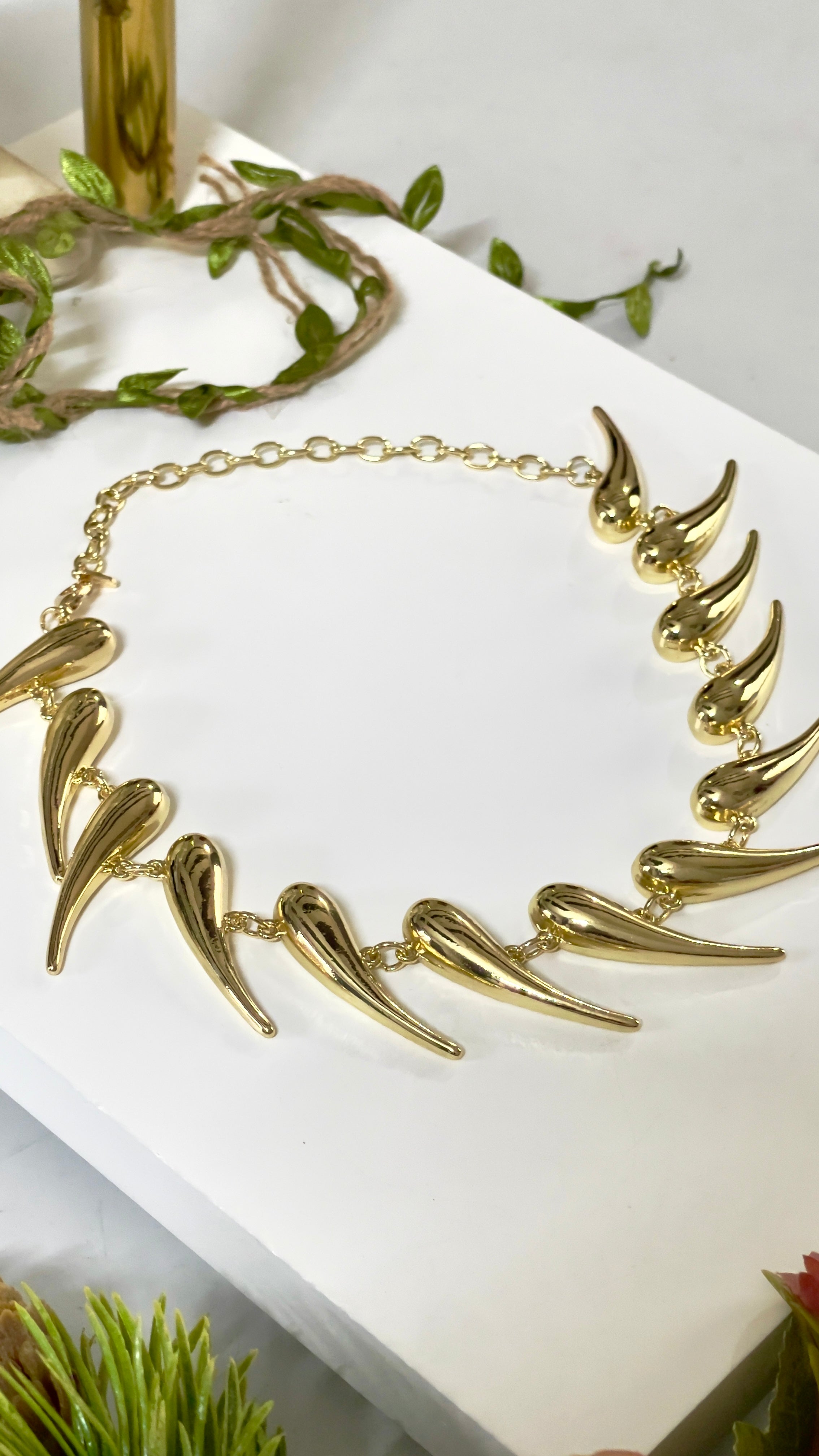 PEAR DROP NECKLACE