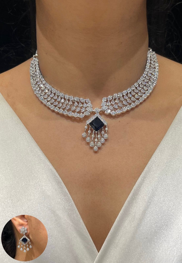 IVY SPARK NECKLACE