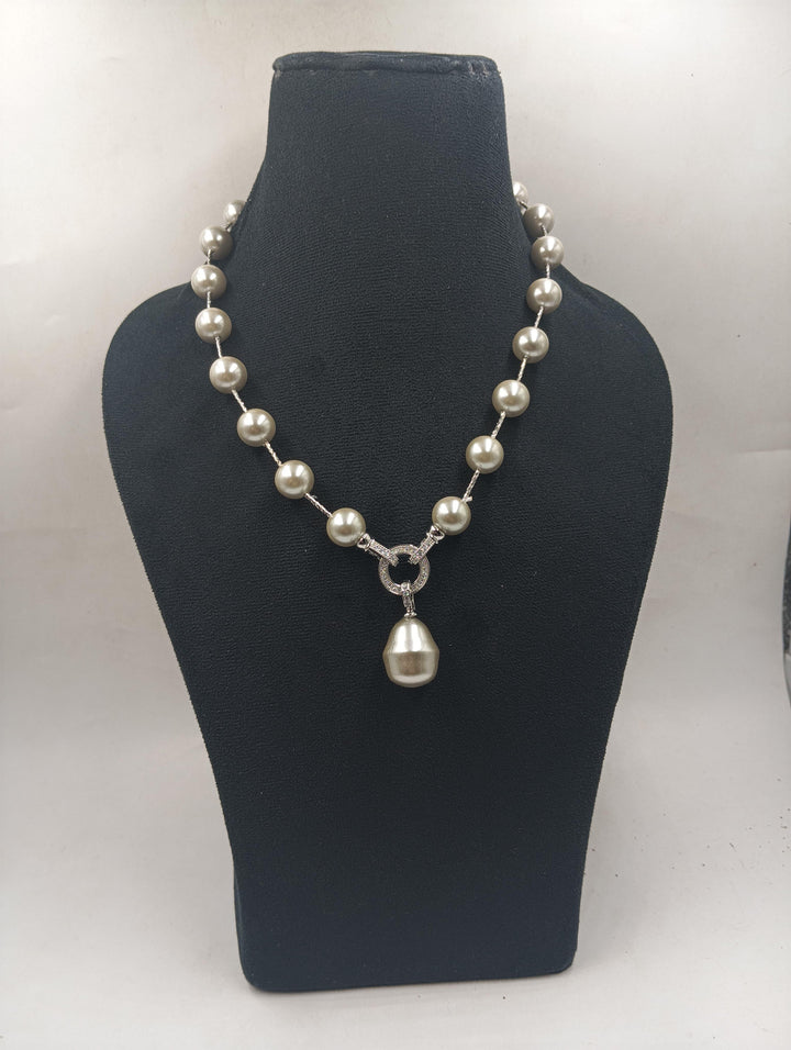 SAANVI PEARL STRING