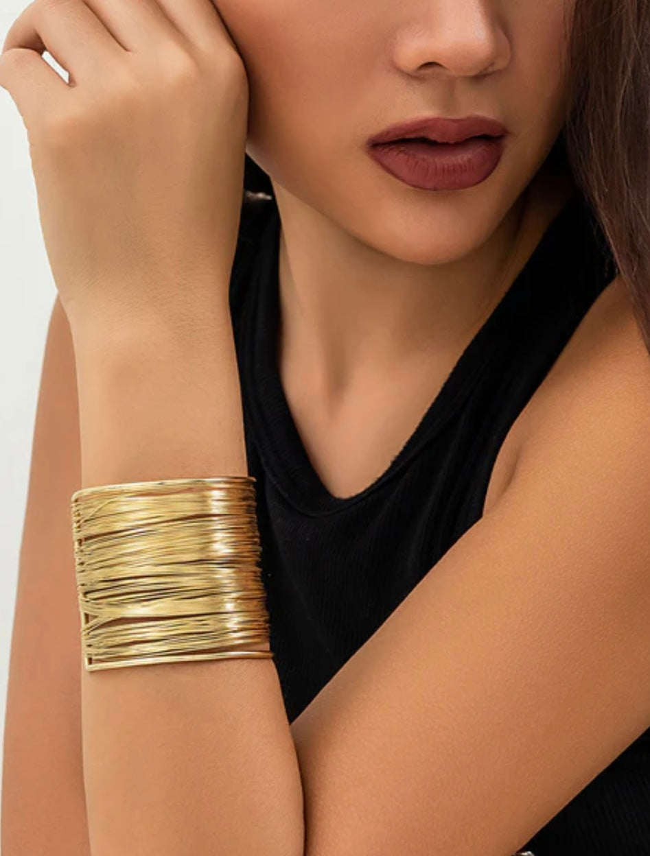 WIRE CUFF (SMALL)