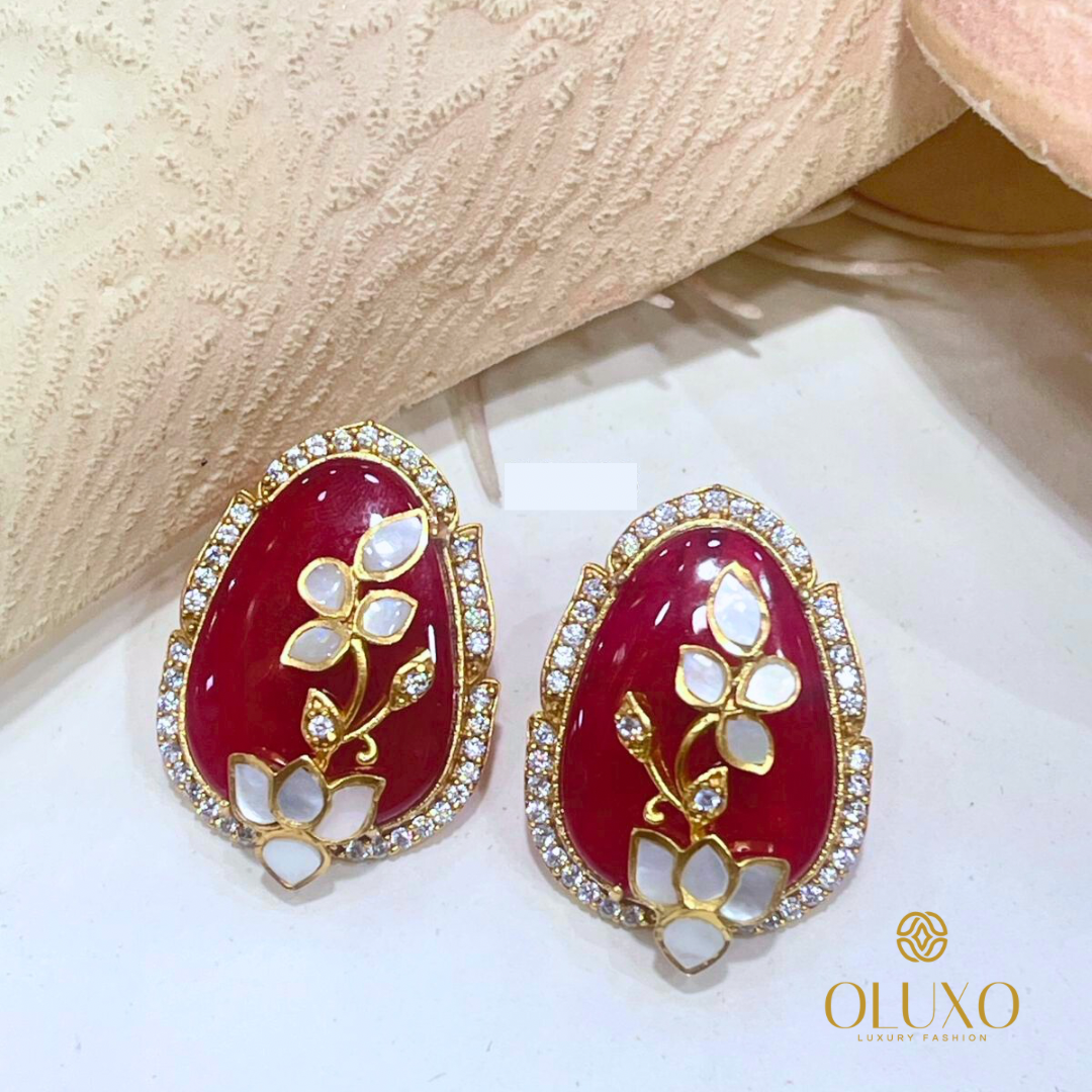 KAVYA STUDS