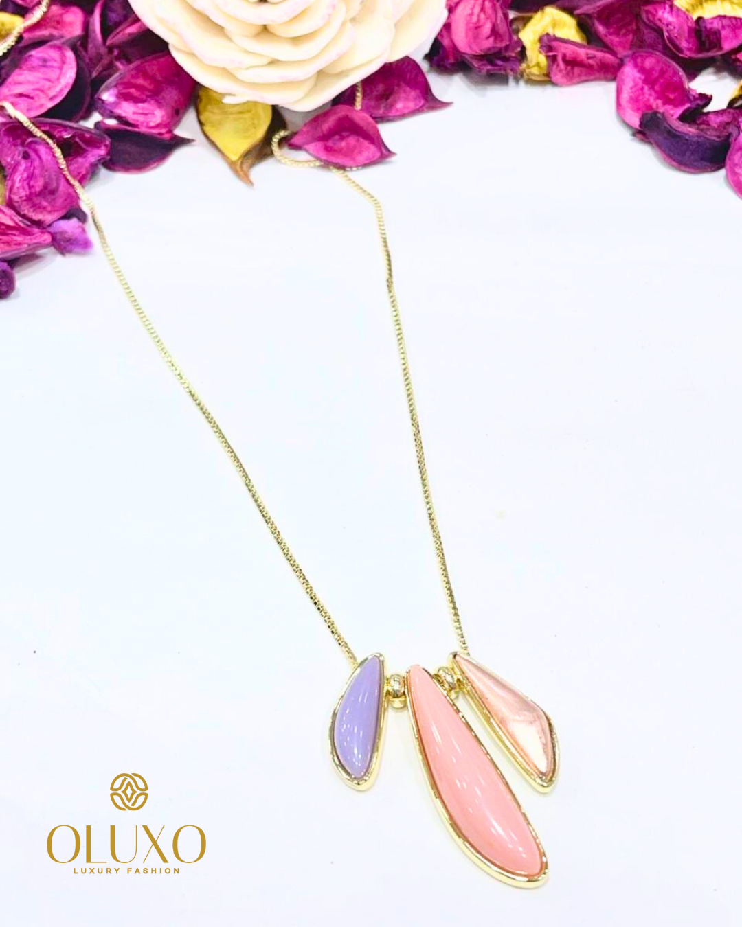 AARYA PENDANT