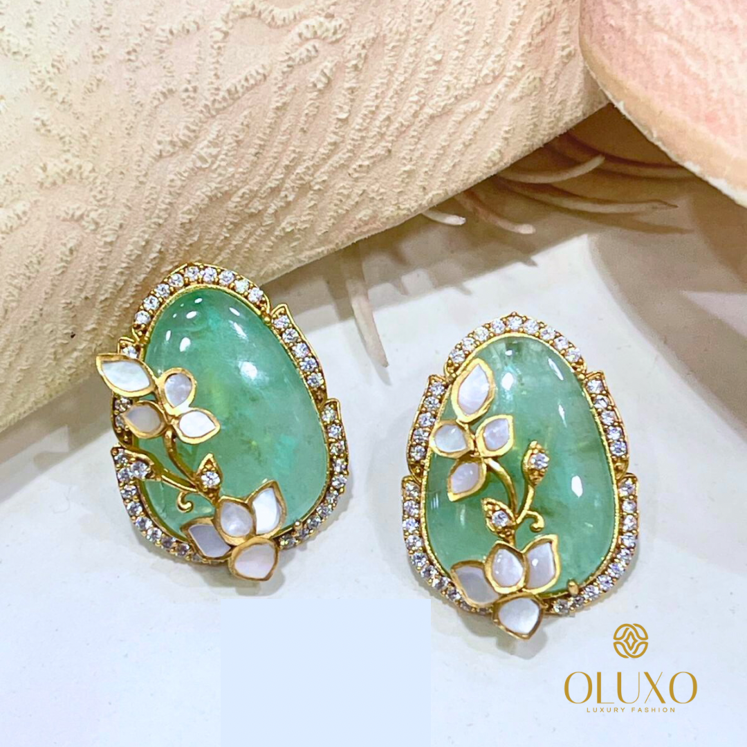 KAVYA STUDS