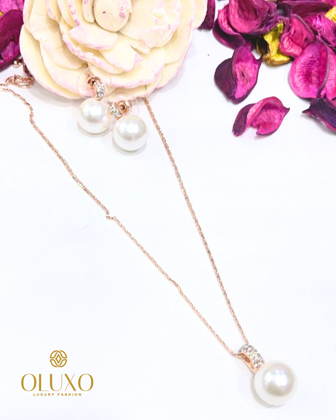 PEARL DELIGHT PENDANT