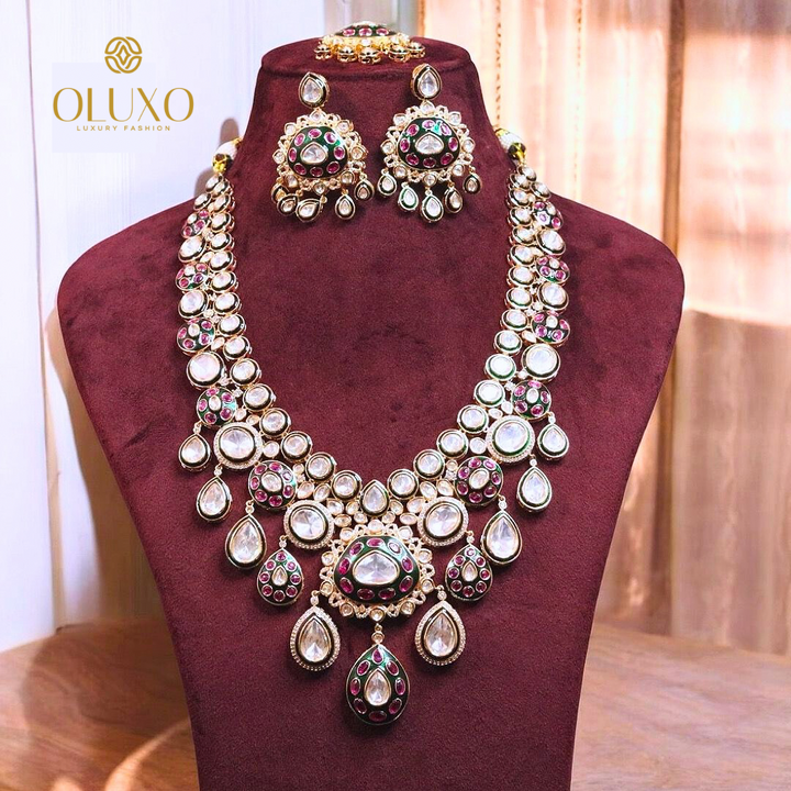 NAVYA NECKLACE SET