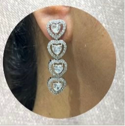 DIA HEART NECKLACE