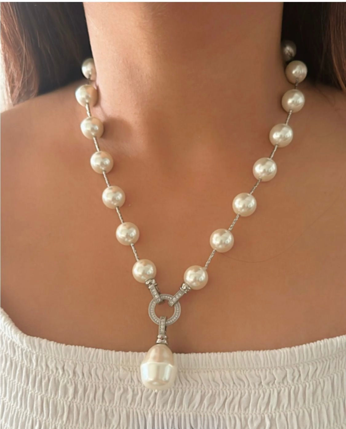 SAANVI PEARL STRING
