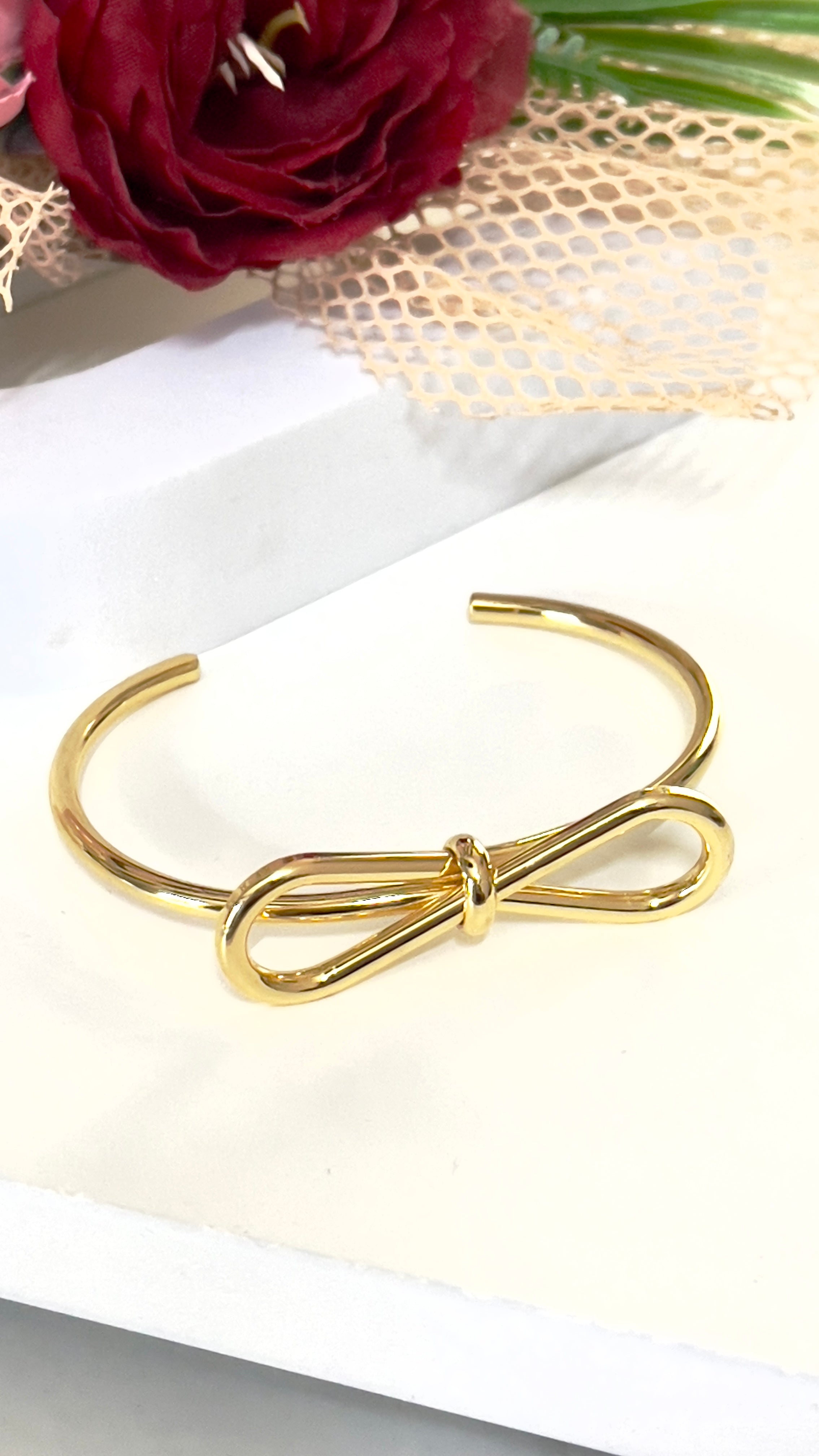 PLAIN BOW BRACELET