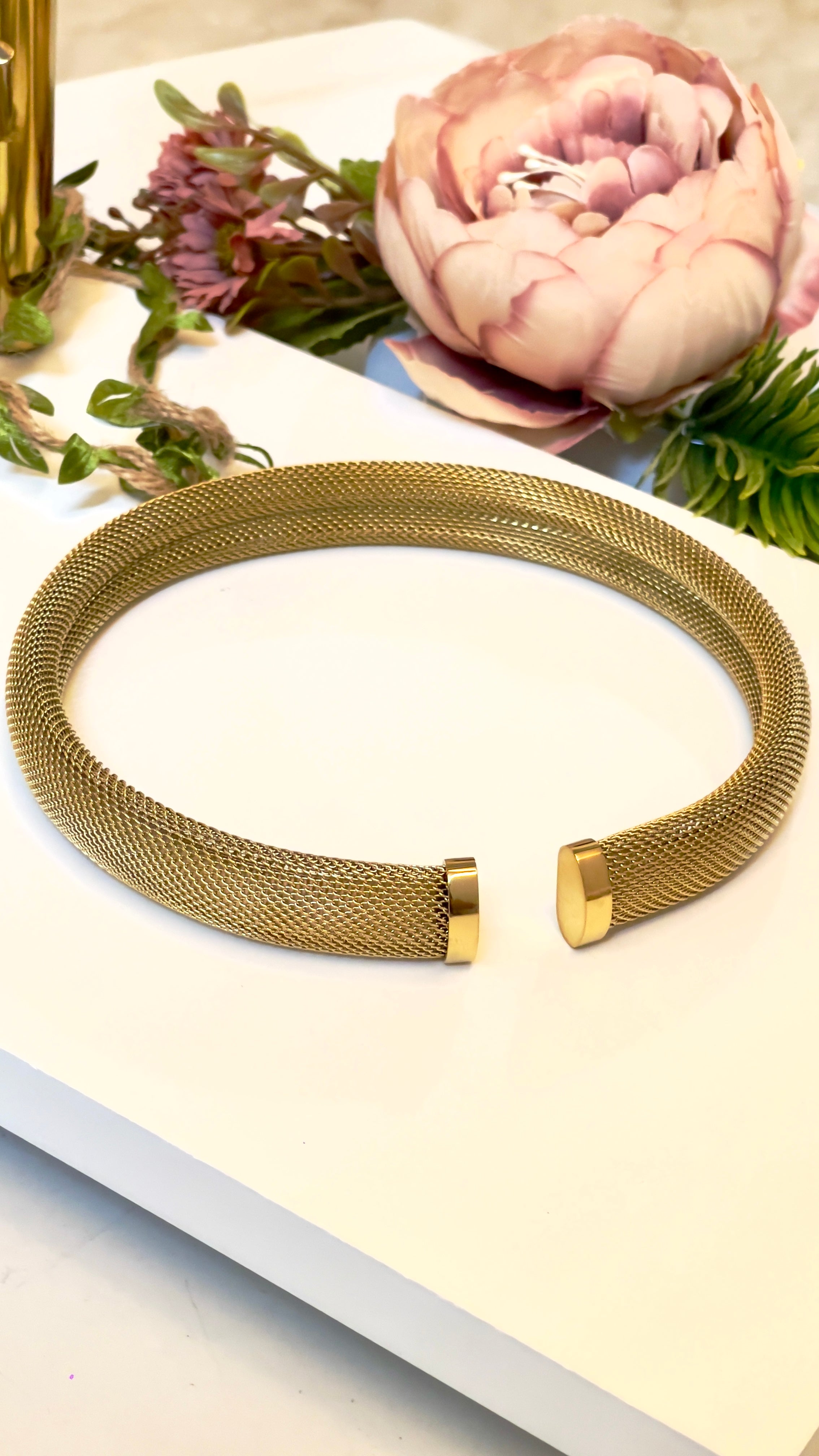 MESH CHOKER