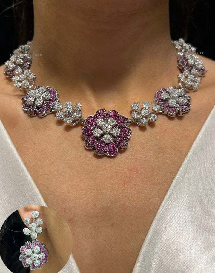 Flowerette Necklace