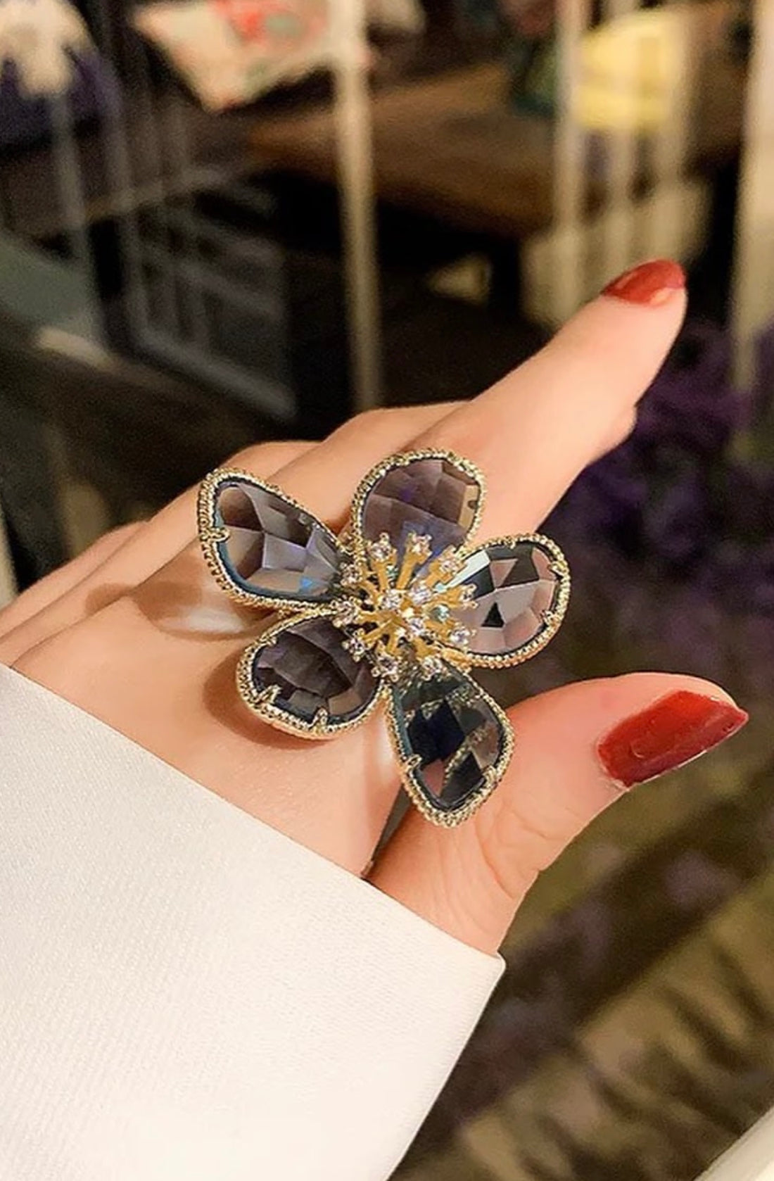 CRYSTAL FLOWERETTE RING
