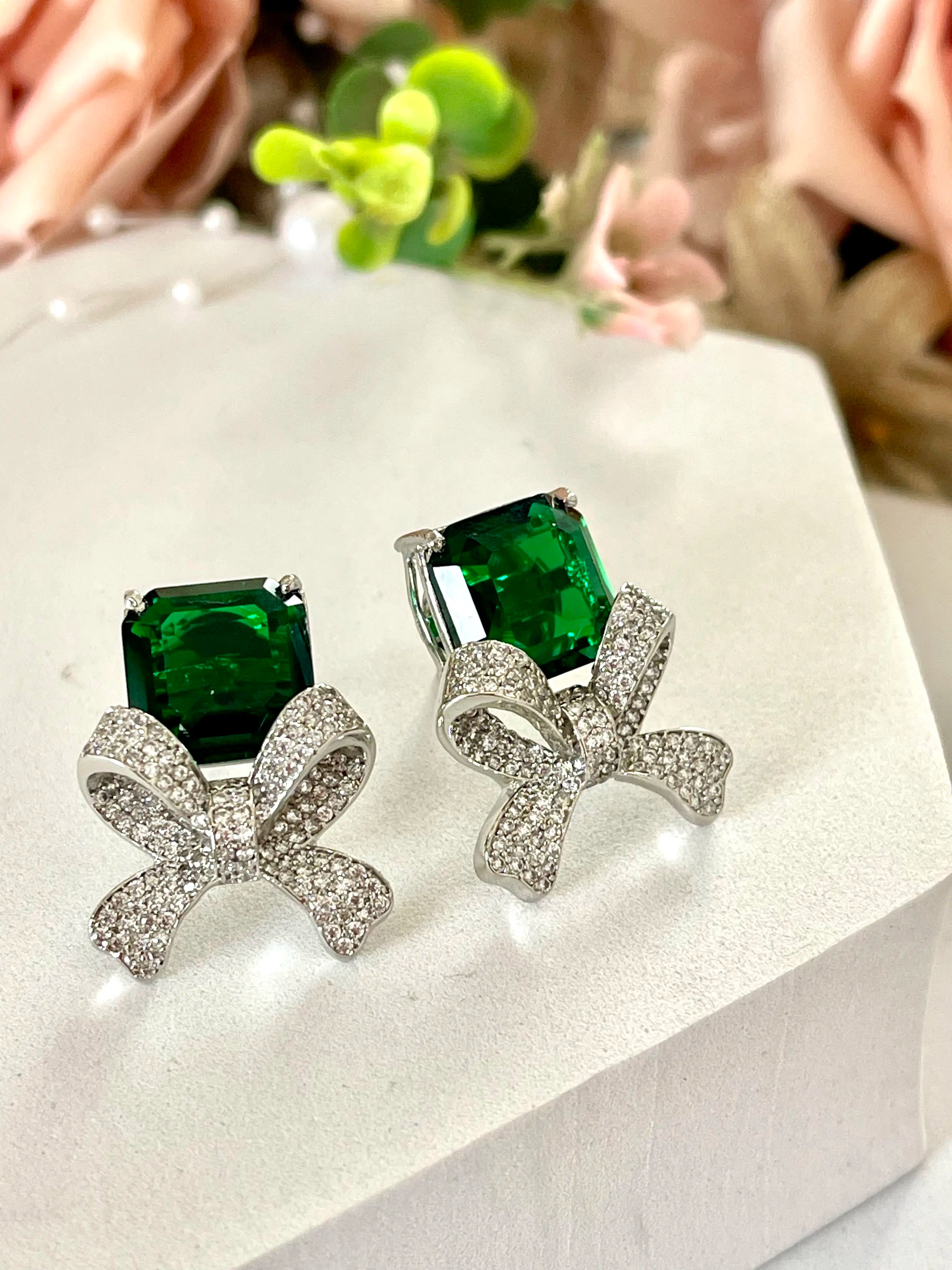 MARINA STUDS