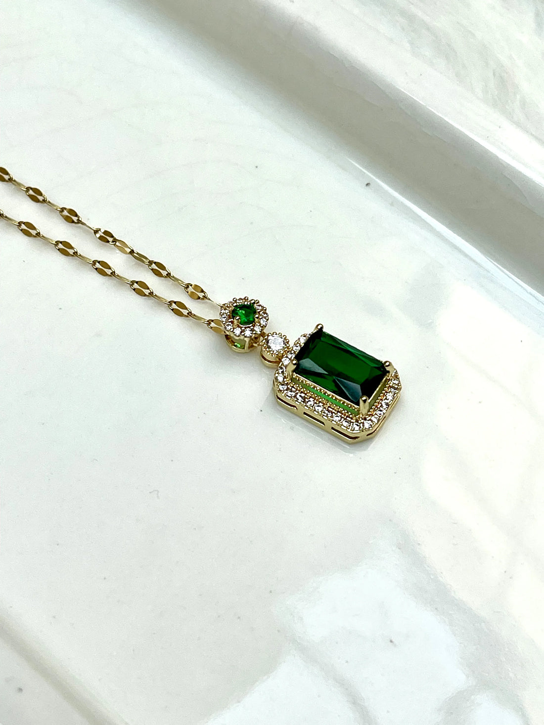 EMPRESS EMERALD