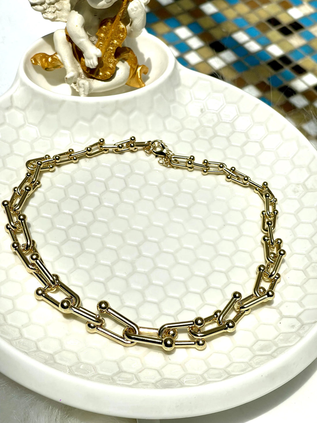 PUZZLED CHAIN