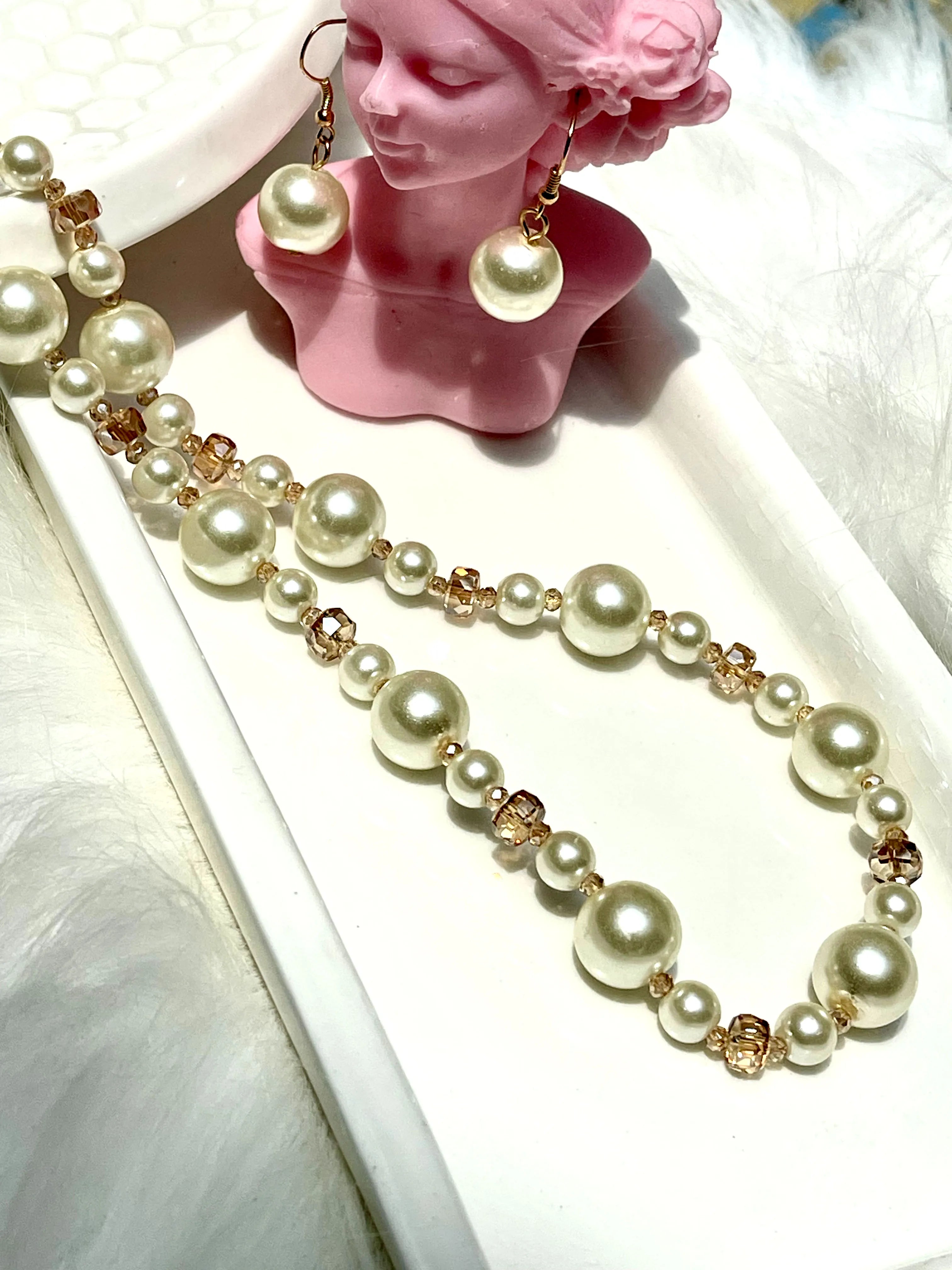 REGAL PEARL STRING