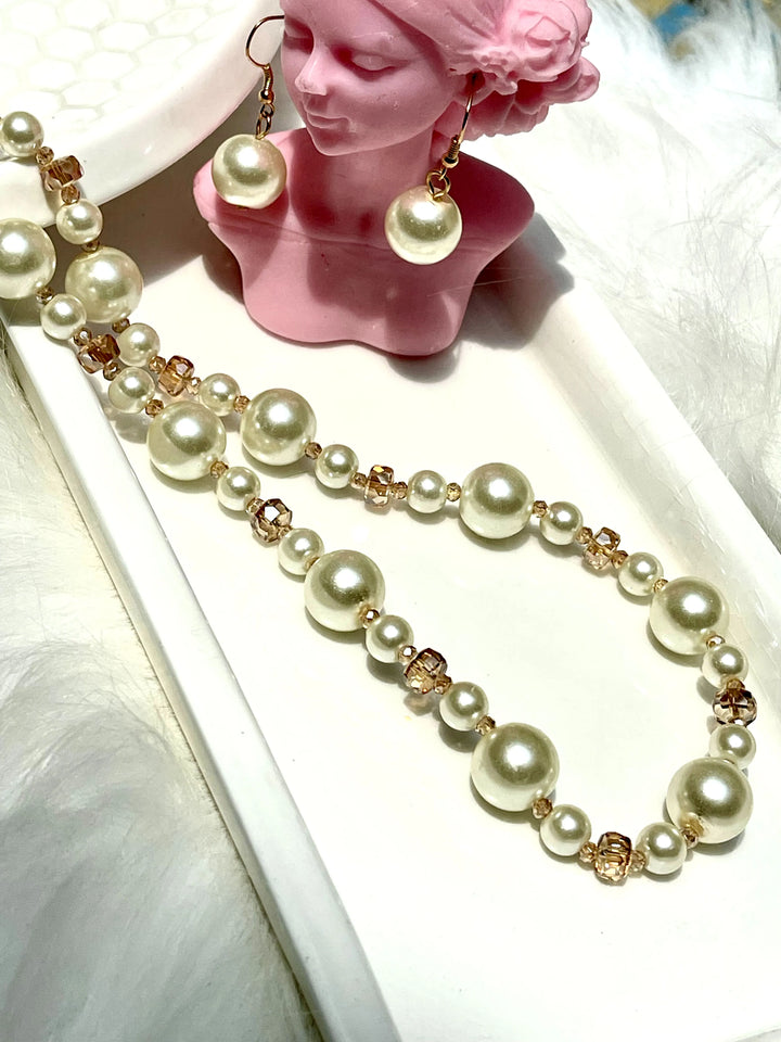 REGAL PEARL STRING