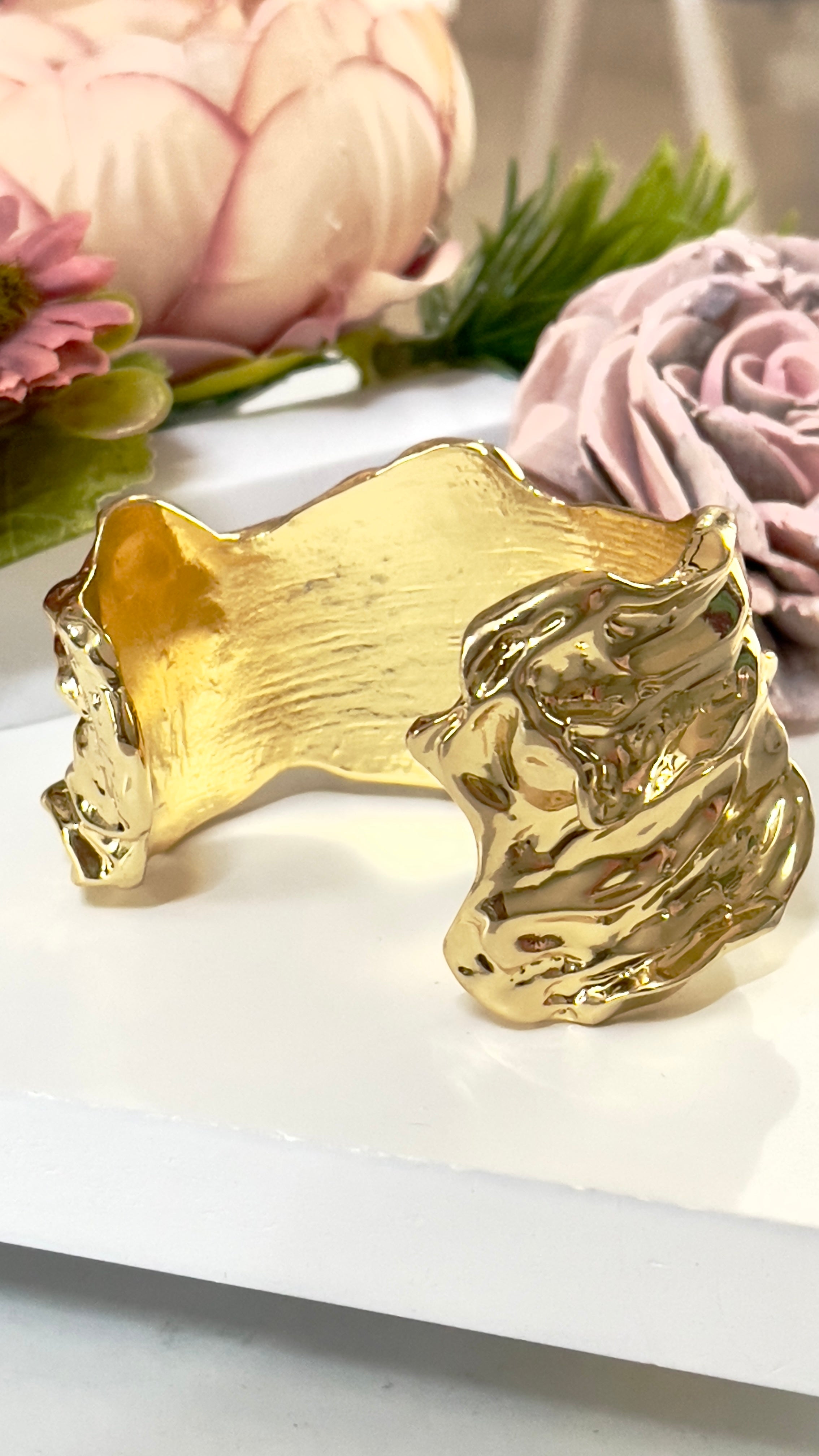 SAVANNA CUFF