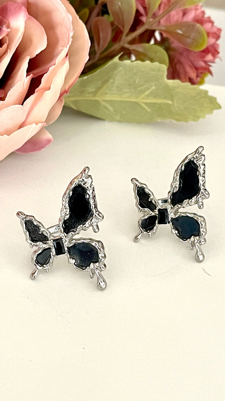 ELARA RING