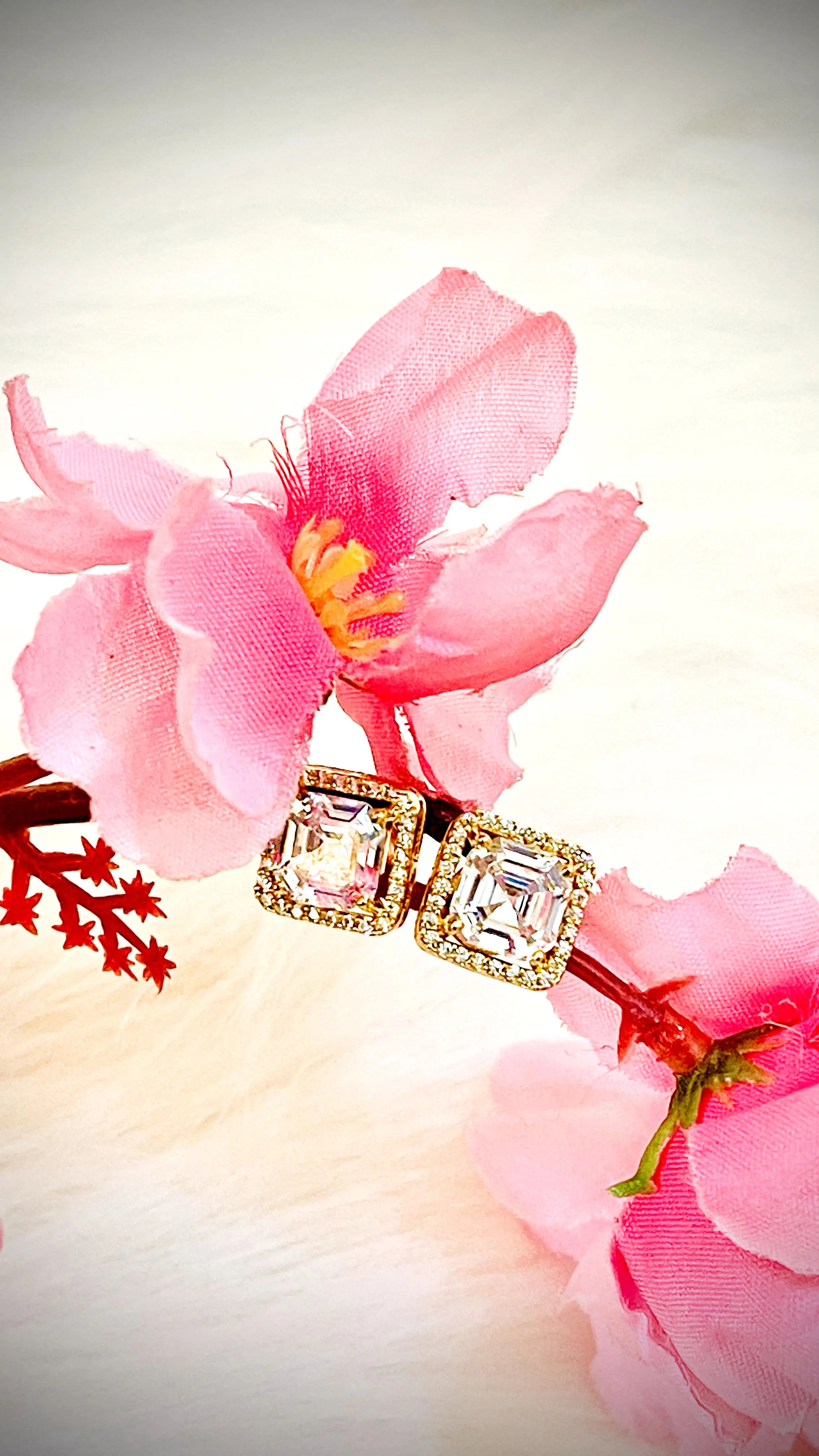 SPARKLE STUDS