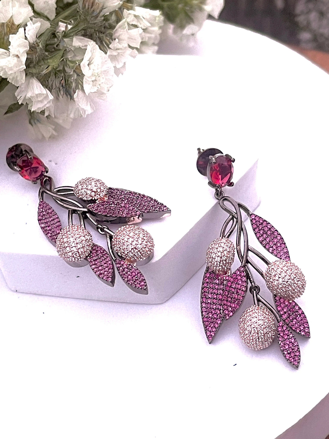 VICTORIA EARRINGS
