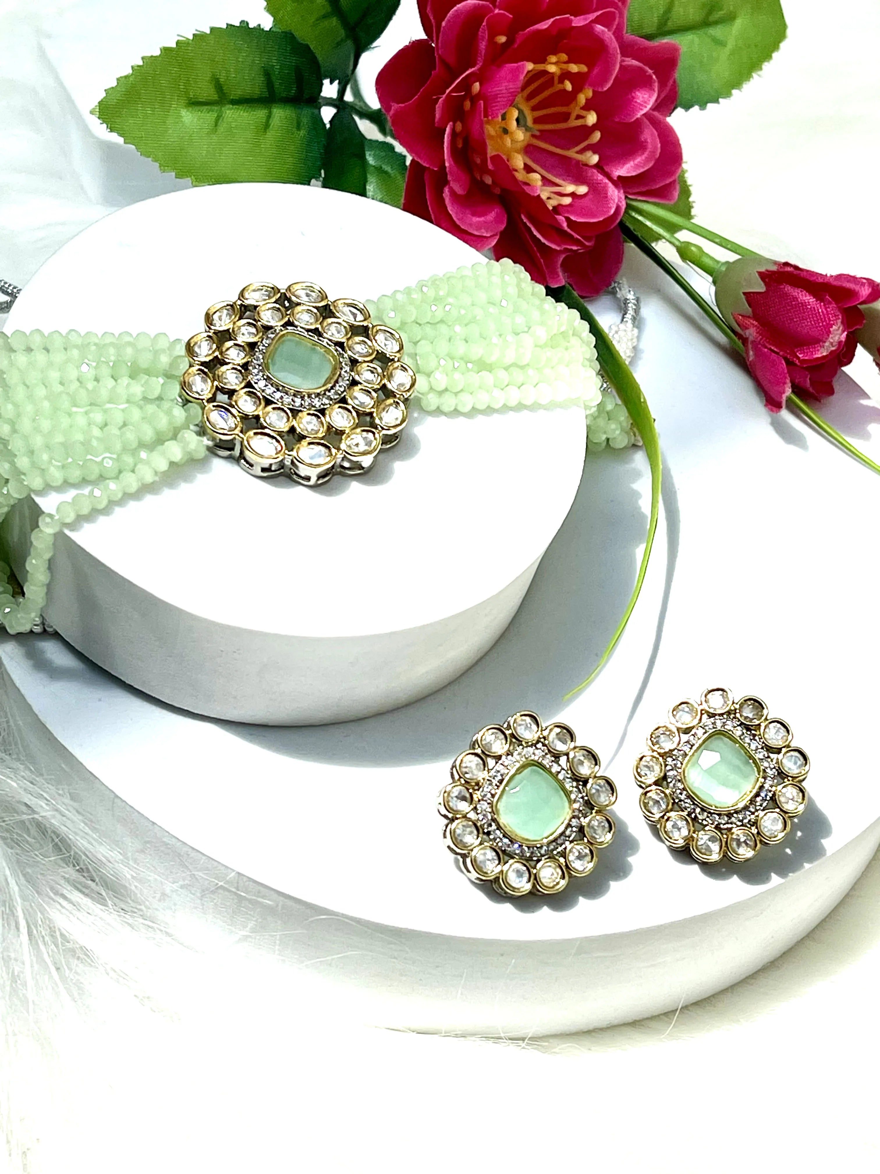 MINTY GREEN CHOKER SET